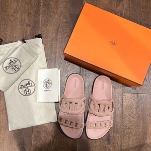 Blush suede Hermes Extra Sandal